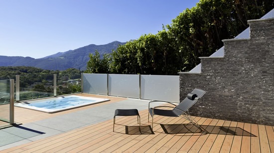 Terrassendiele TD-KD-AB-kD-27-143-, 27 mm stark, 143 mm breit, für Außenbereich geeignet, Holzoptik, wetterbeständig