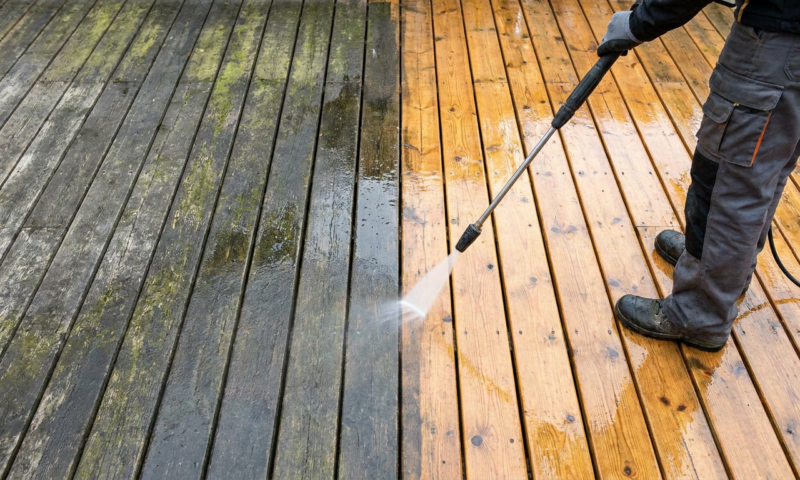 Holzterrasse entgrauen
